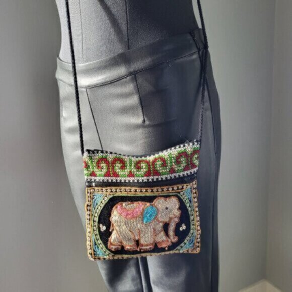 Embroidered Sequins & Beaded  Elephant design Crossbody Mini Purse - Picture 6 of 9